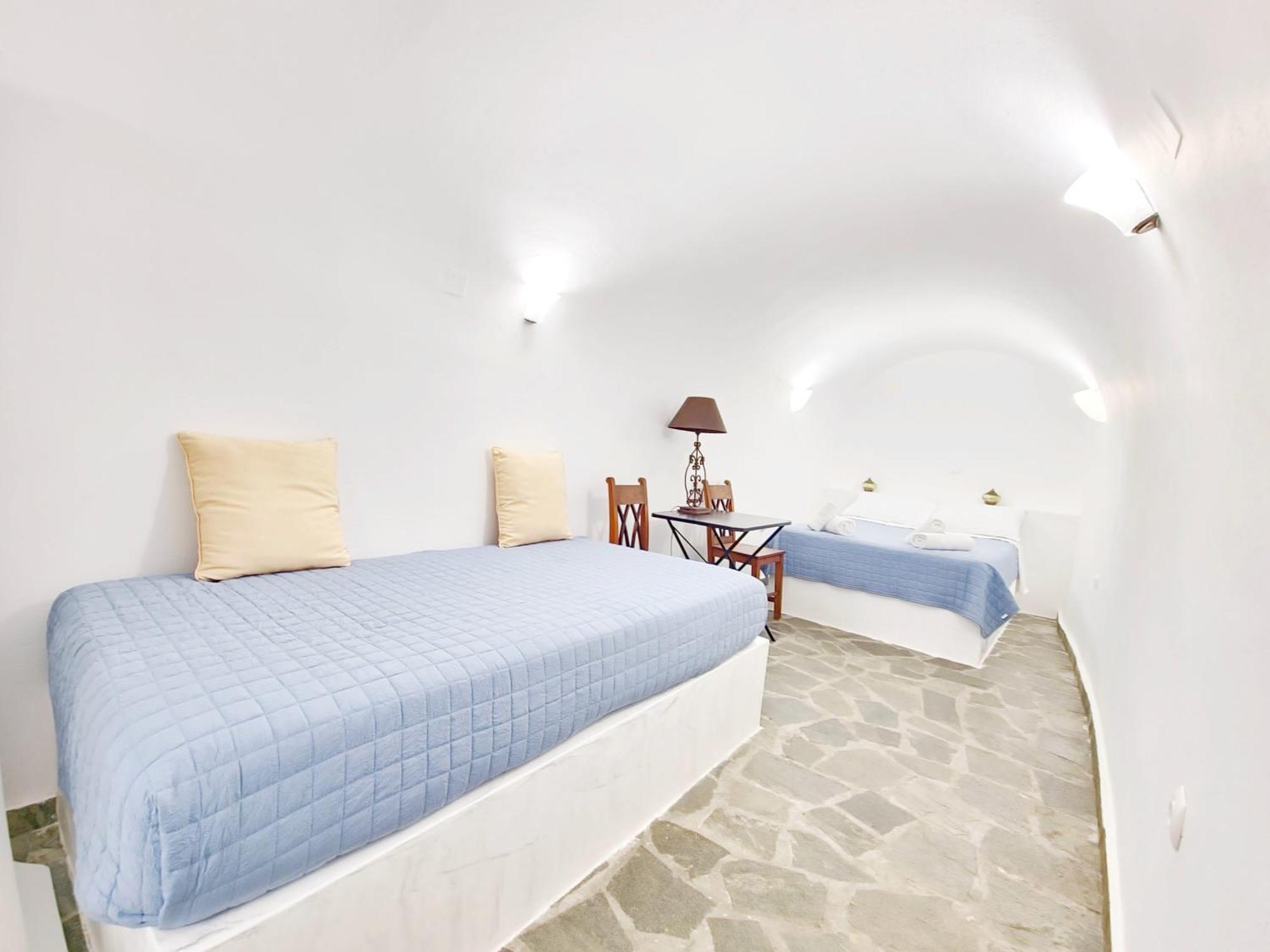 Karpimo Vineyard With Heated Pool Ferienhaus
